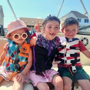 Meet your Posher, Lenore